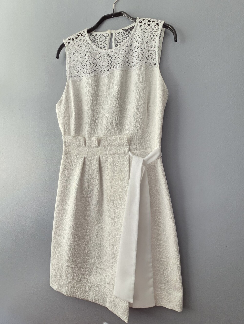 SANDRO PARIS EYELET COTTON WHITE, CREAM TEXTURED MINI DRESS EU 36, US S, NEW